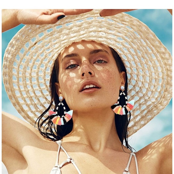 Bauble bar earrings - Picture 2 of 4